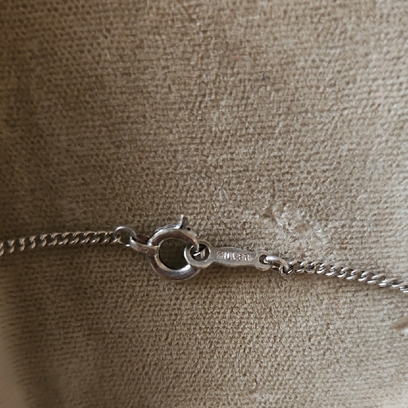 Mikimoto Silver Necklace with White Pearls - Picture 4 of 12